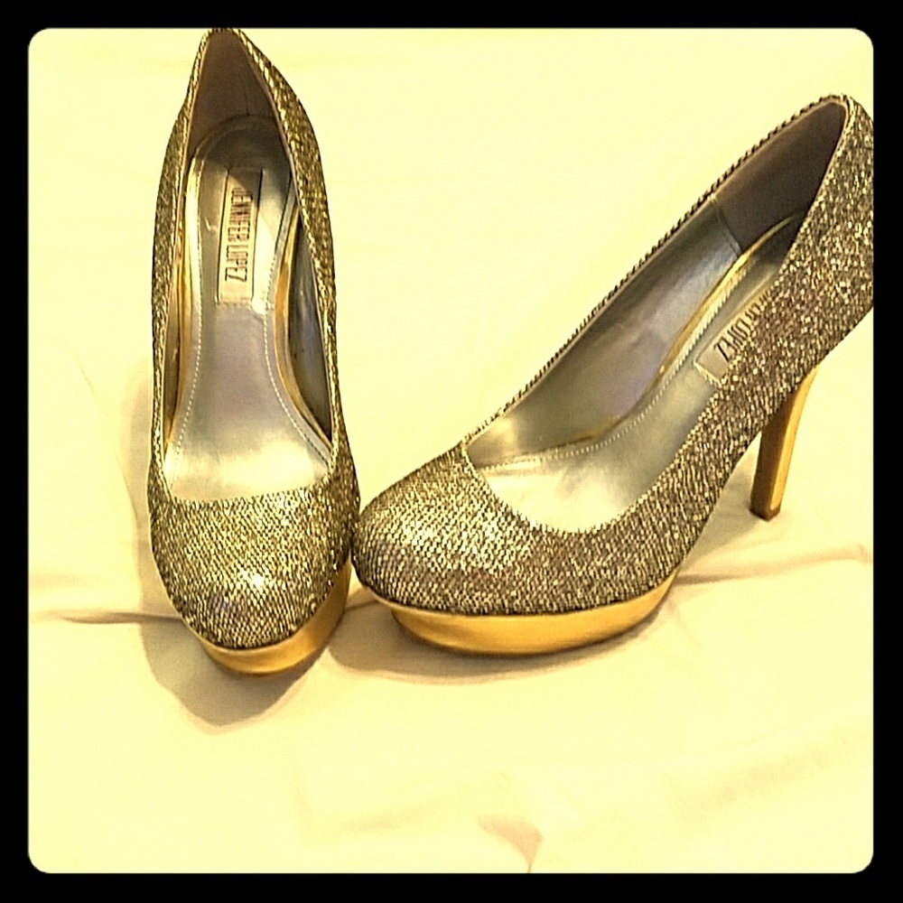 Jennifer Lopez platform heels